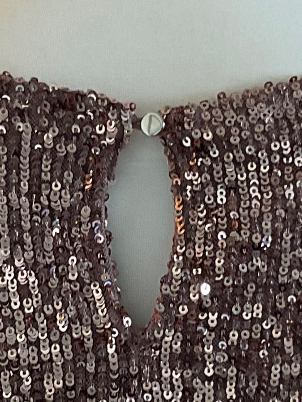 CABLE & GAUGE Dusty Rose Sequin Top Size Large New - Picture 4 of 7